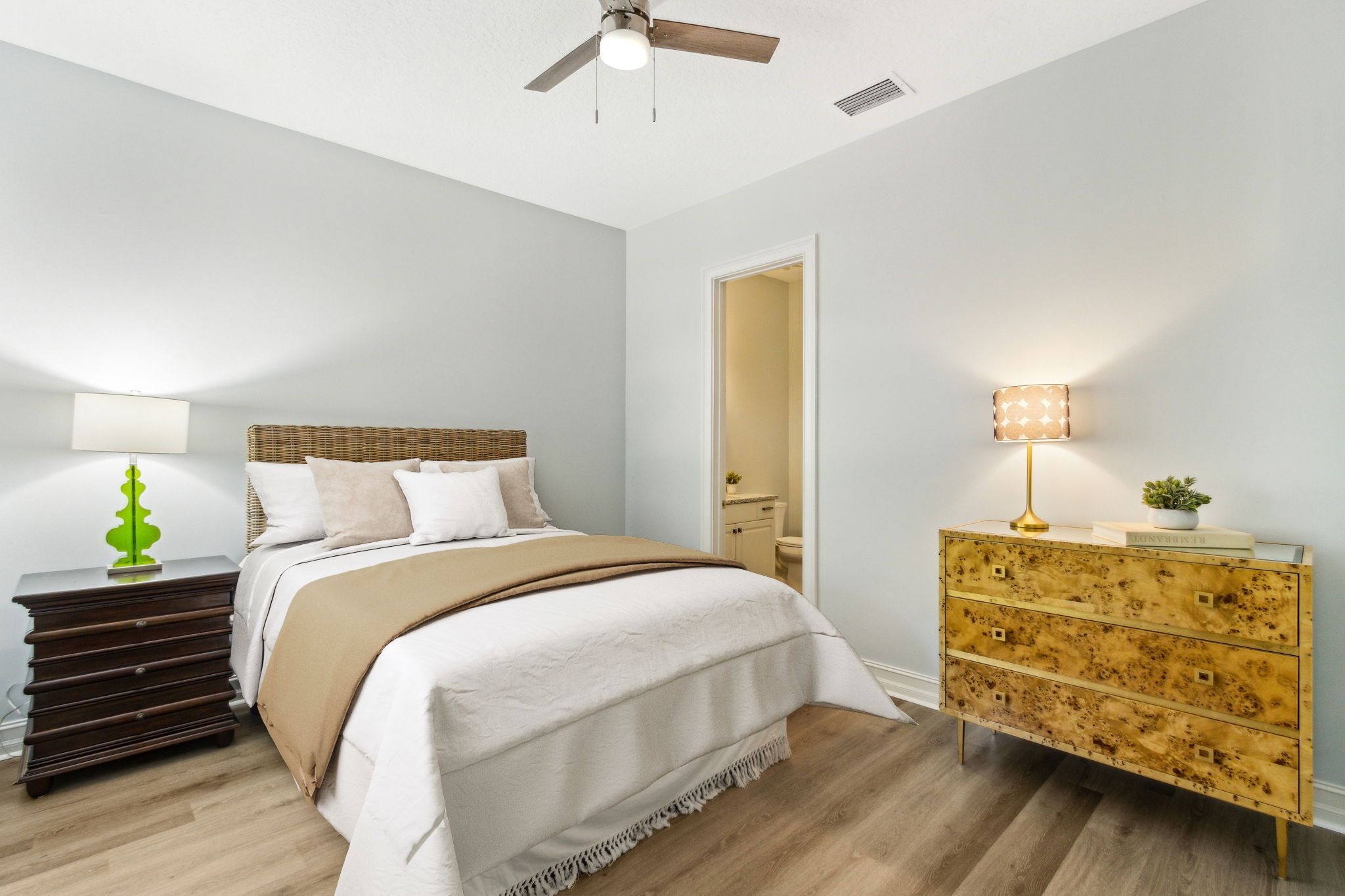 ... both guest bedrooms offer an impressive sense of space and volume.