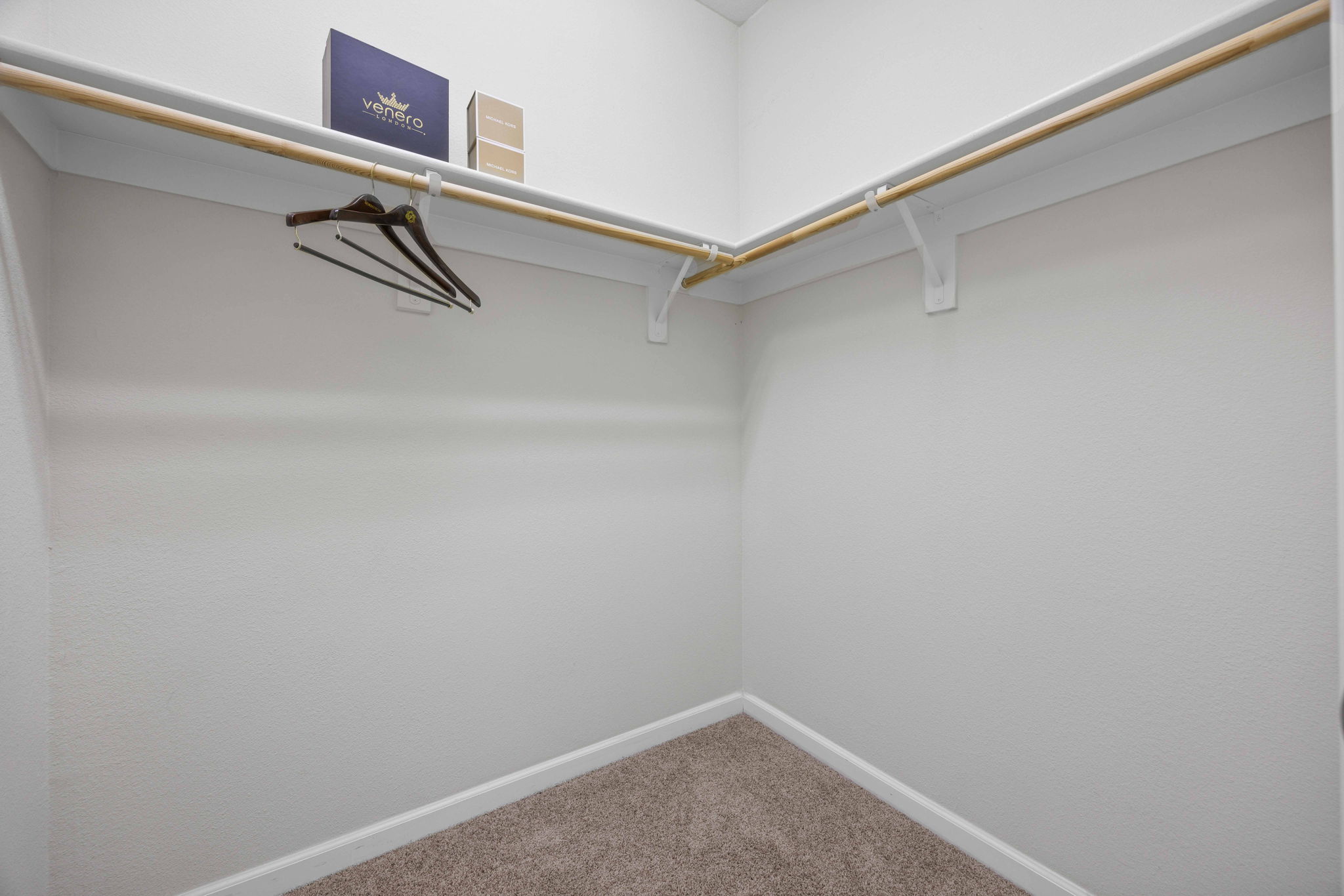 Primary Walk-in Closet2