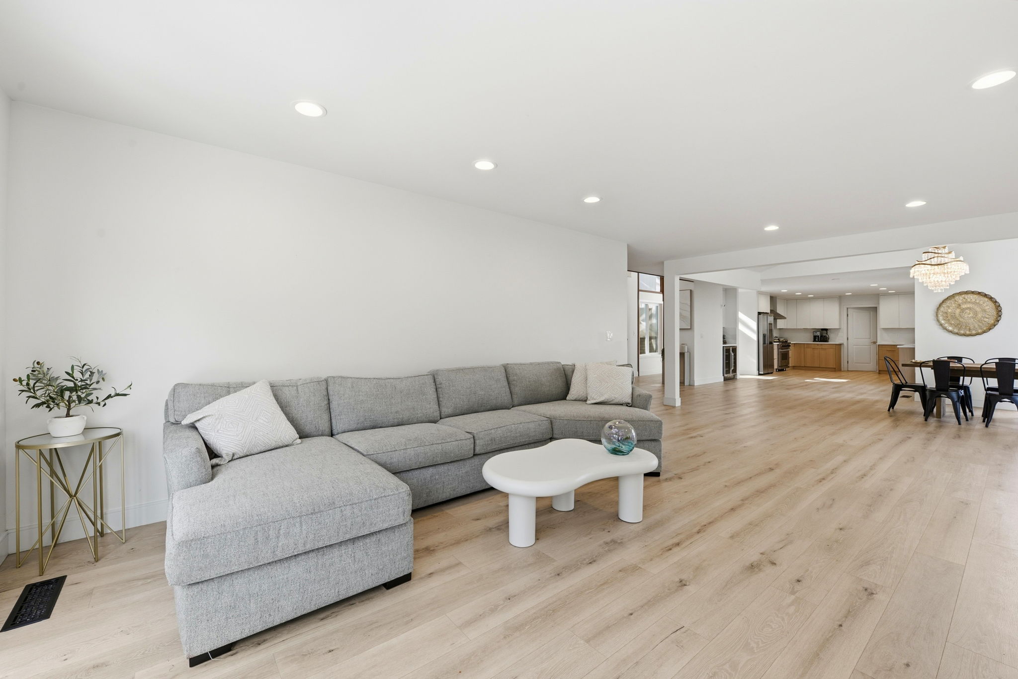 006_F8_951 Laurel Glen Dr