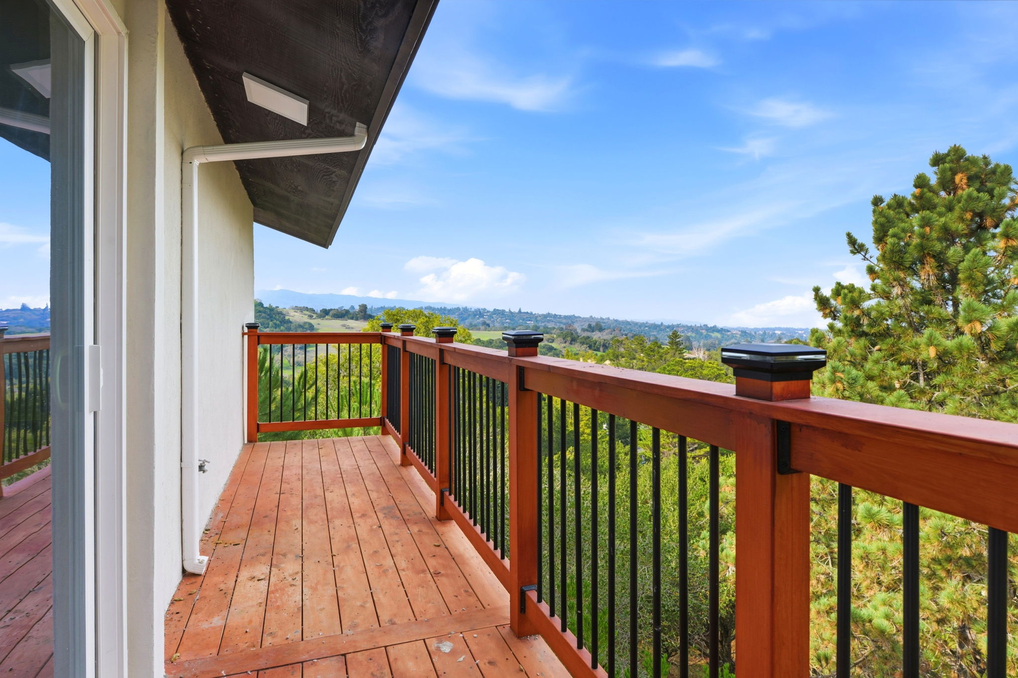 047_F8_951 Laurel Glen Dr