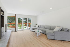 005_F8_951 Laurel Glen Dr