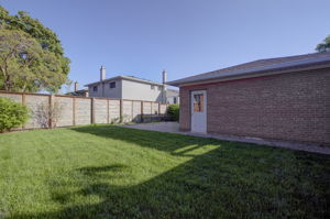  Photo 44
