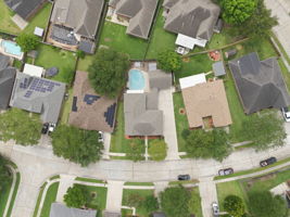  Photo 48