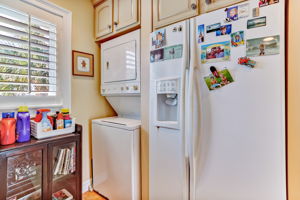 Kitchen/Laundry Area