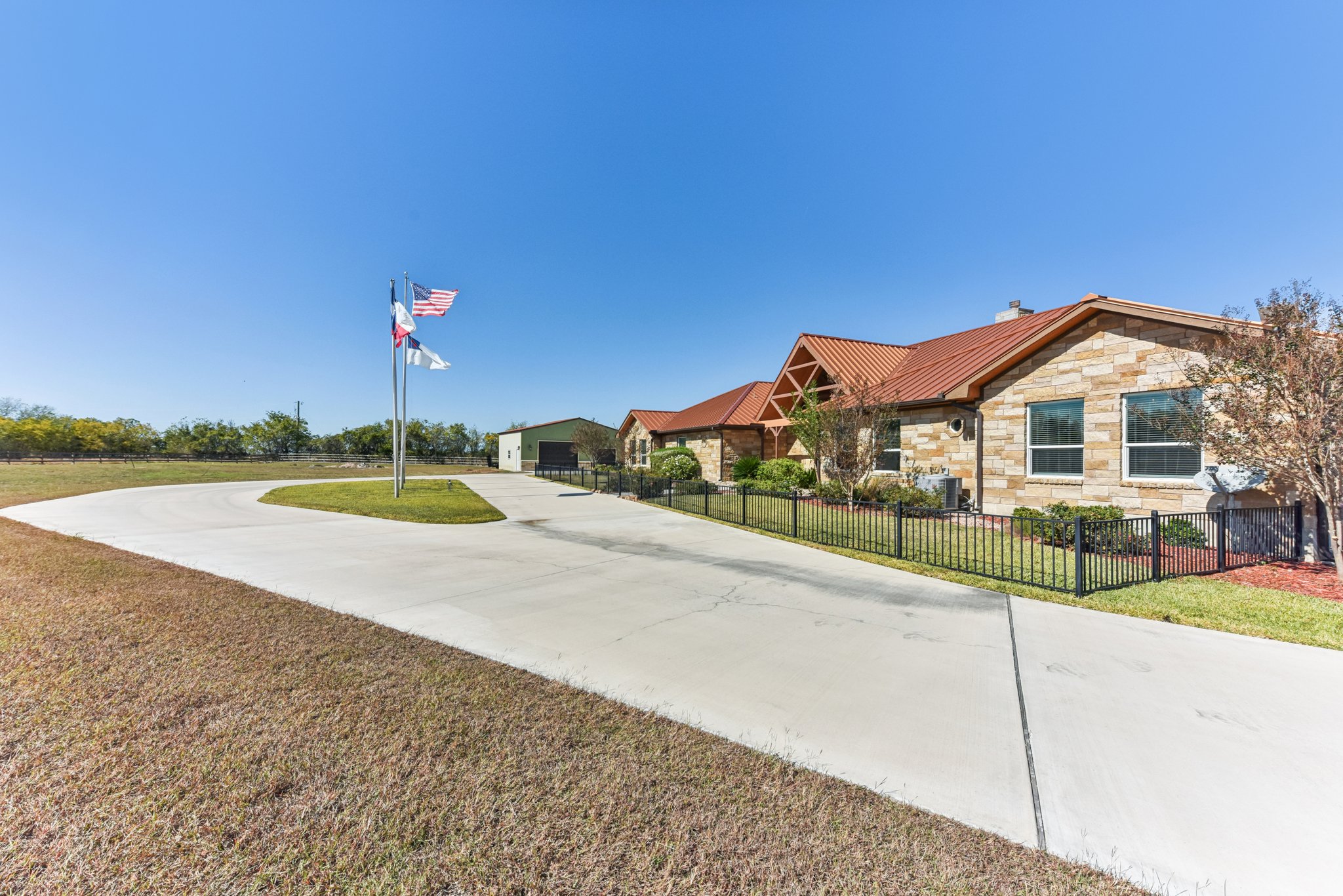 Magnolia Ranch Cv-S0611-005.jpg