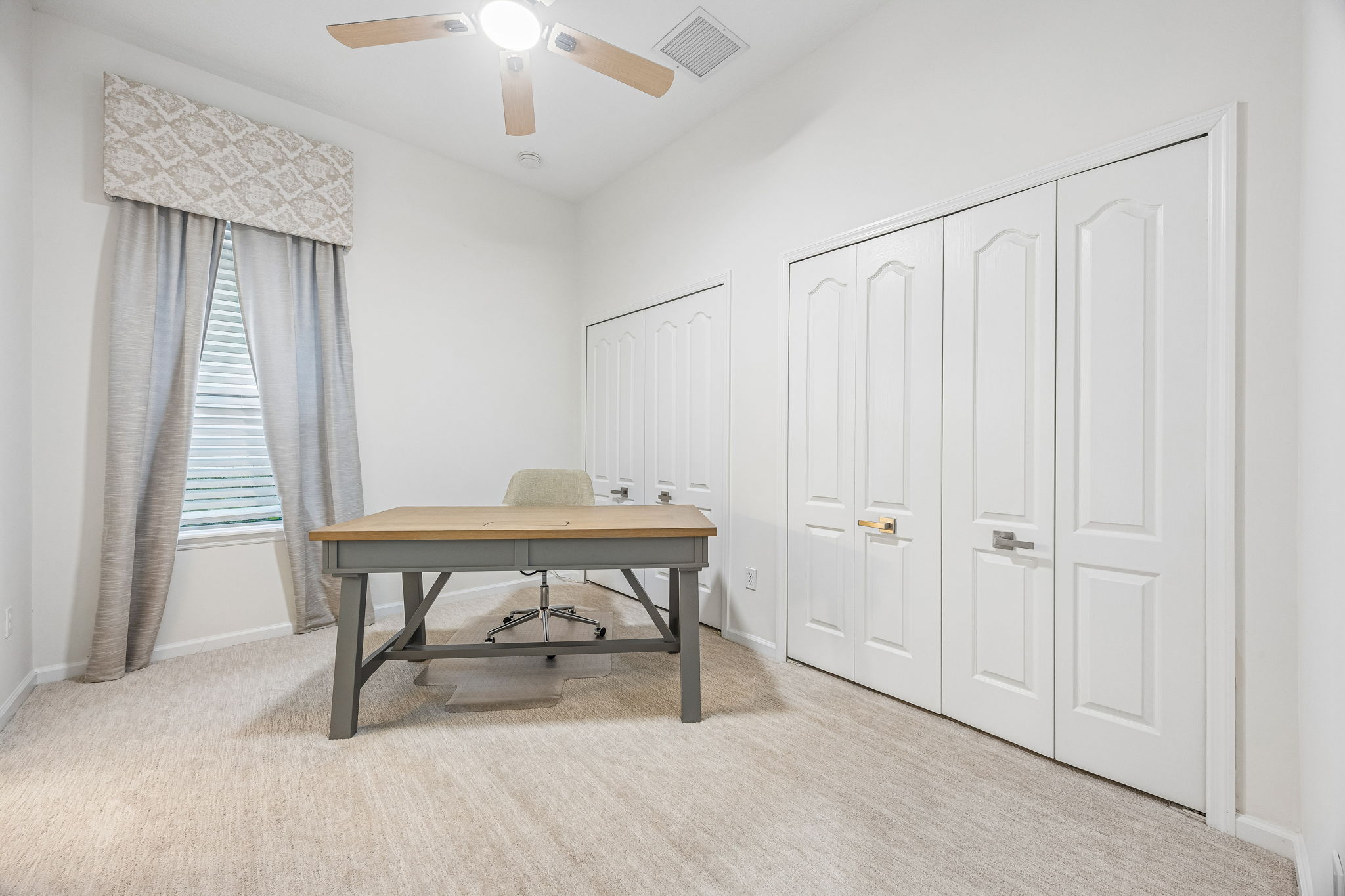 Bedroom/Office