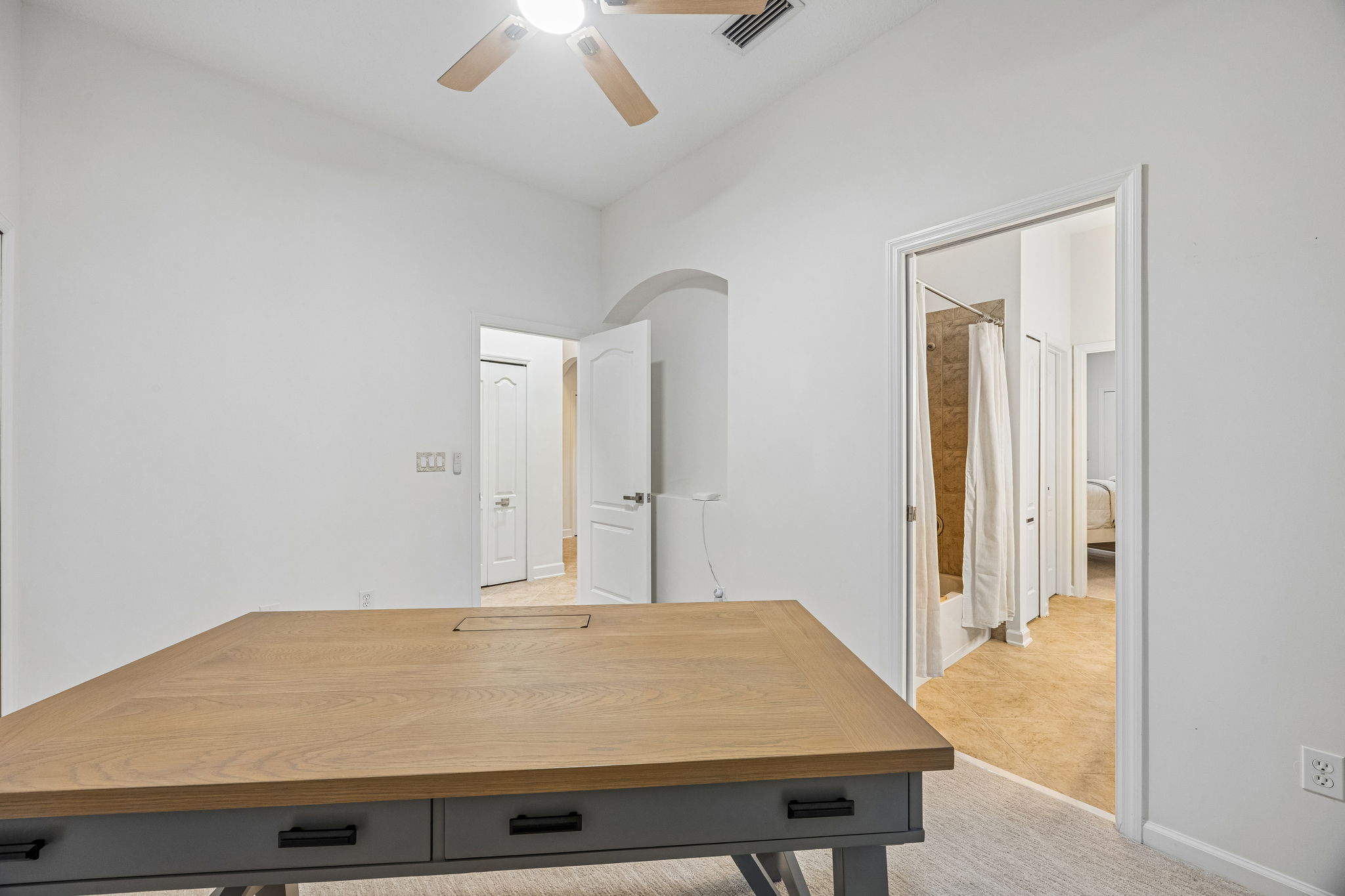 Bedroom/Office