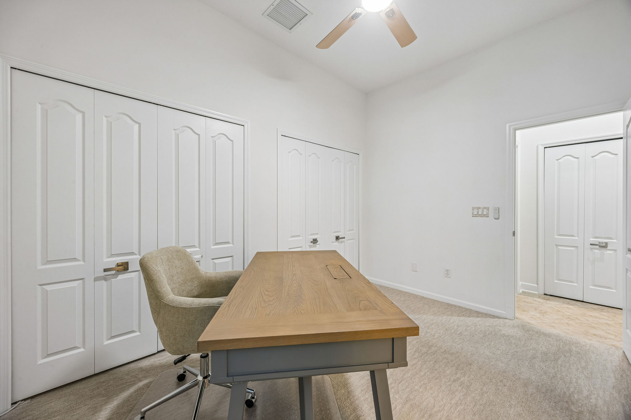 Bedroom/Office