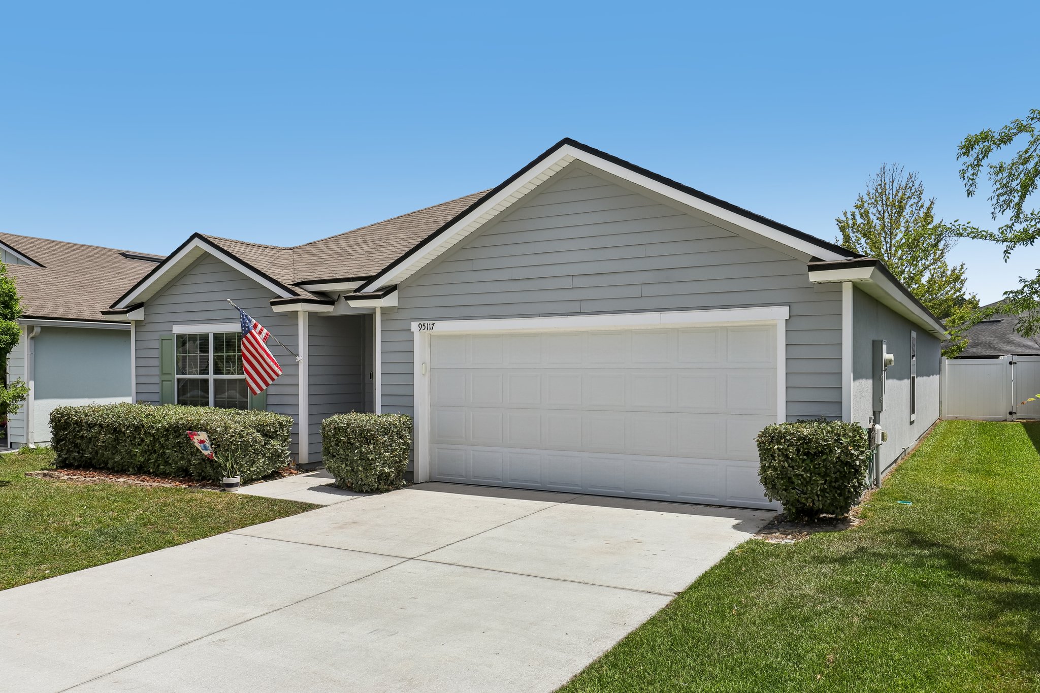 Timberlake Dr-0205-002.jpg