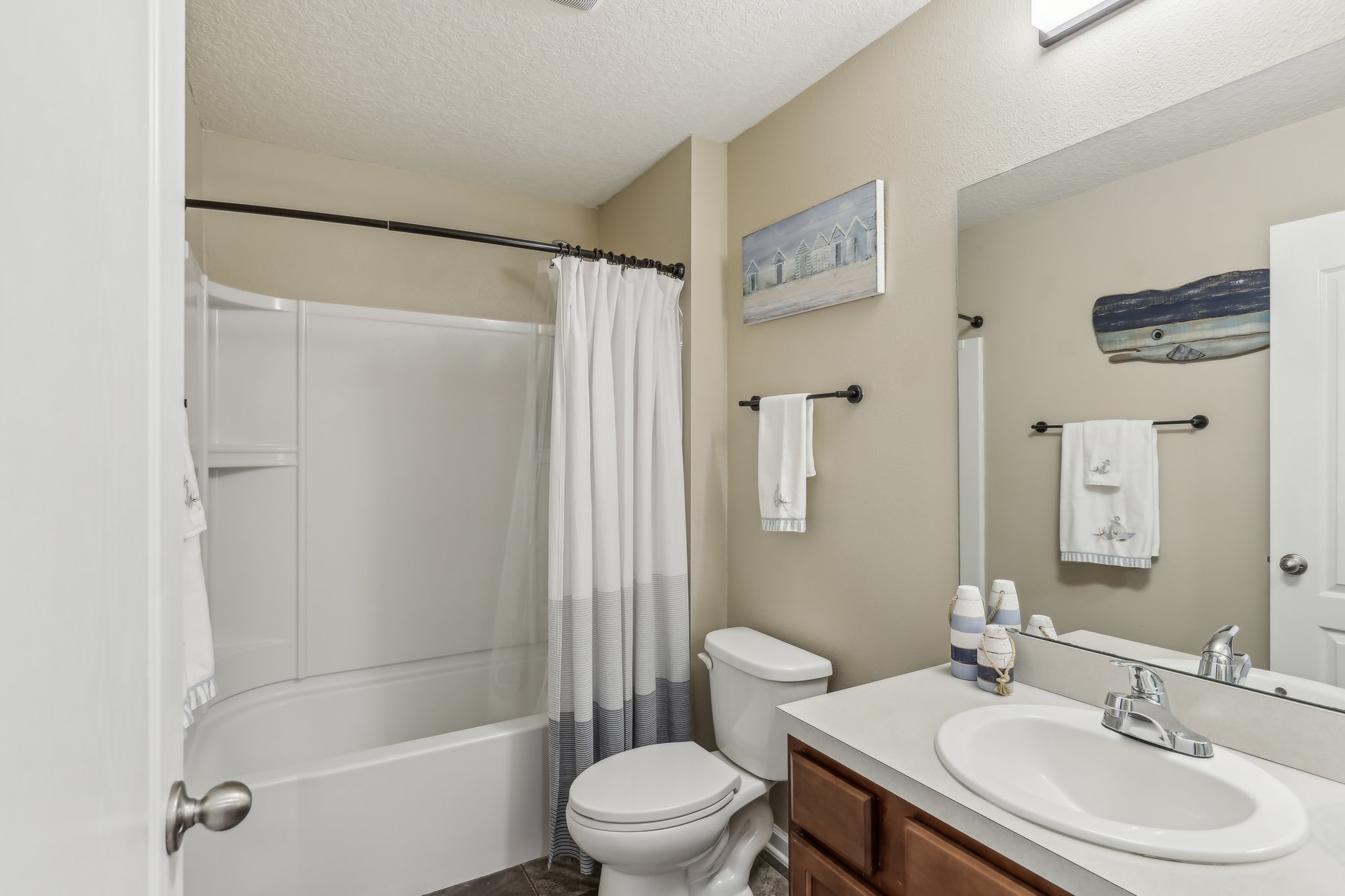 Timberlake Dr-0205-015.jpg
