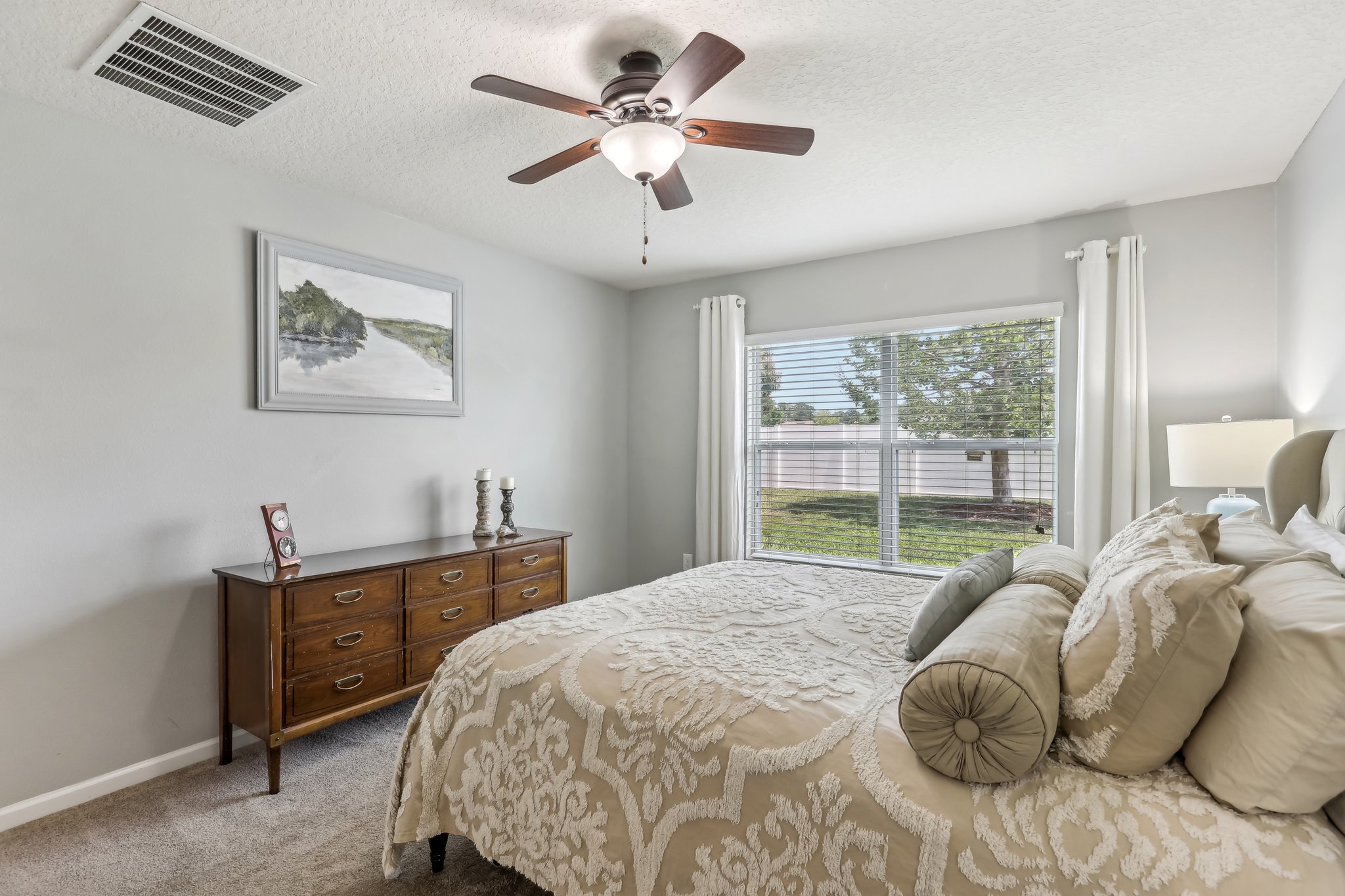 Timberlake Dr-0205-023.jpg