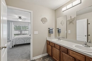 Timberlake Dr-0205-025.jpg