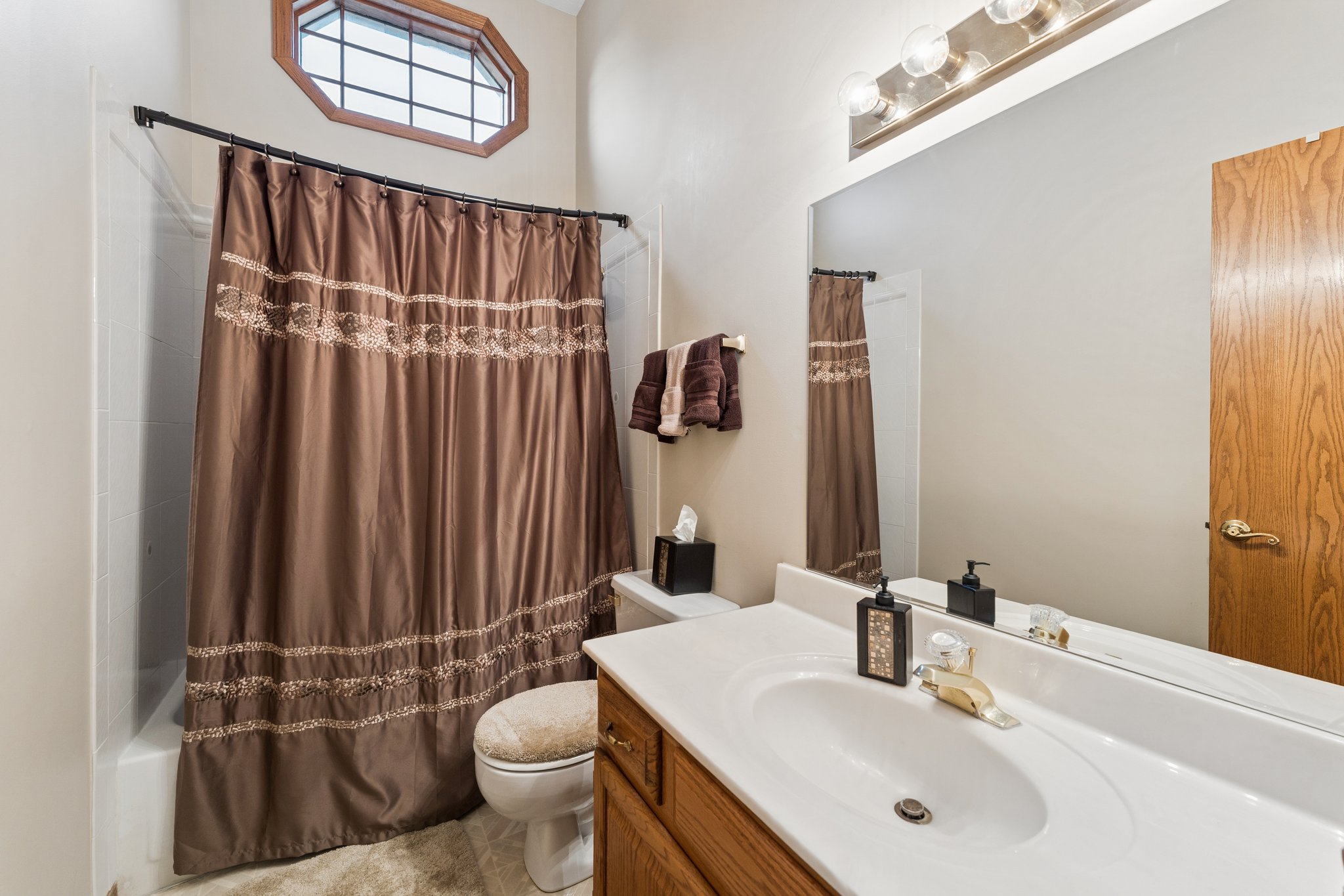 9469 - 9512 Clubhouse Cir_027.jpg