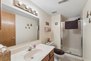9469 - 9512 Clubhouse Cir_029.jpg