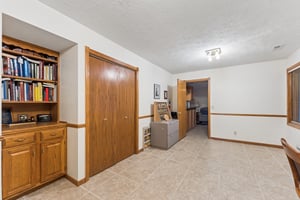 9469 - 9512 Clubhouse Cir_033.jpg