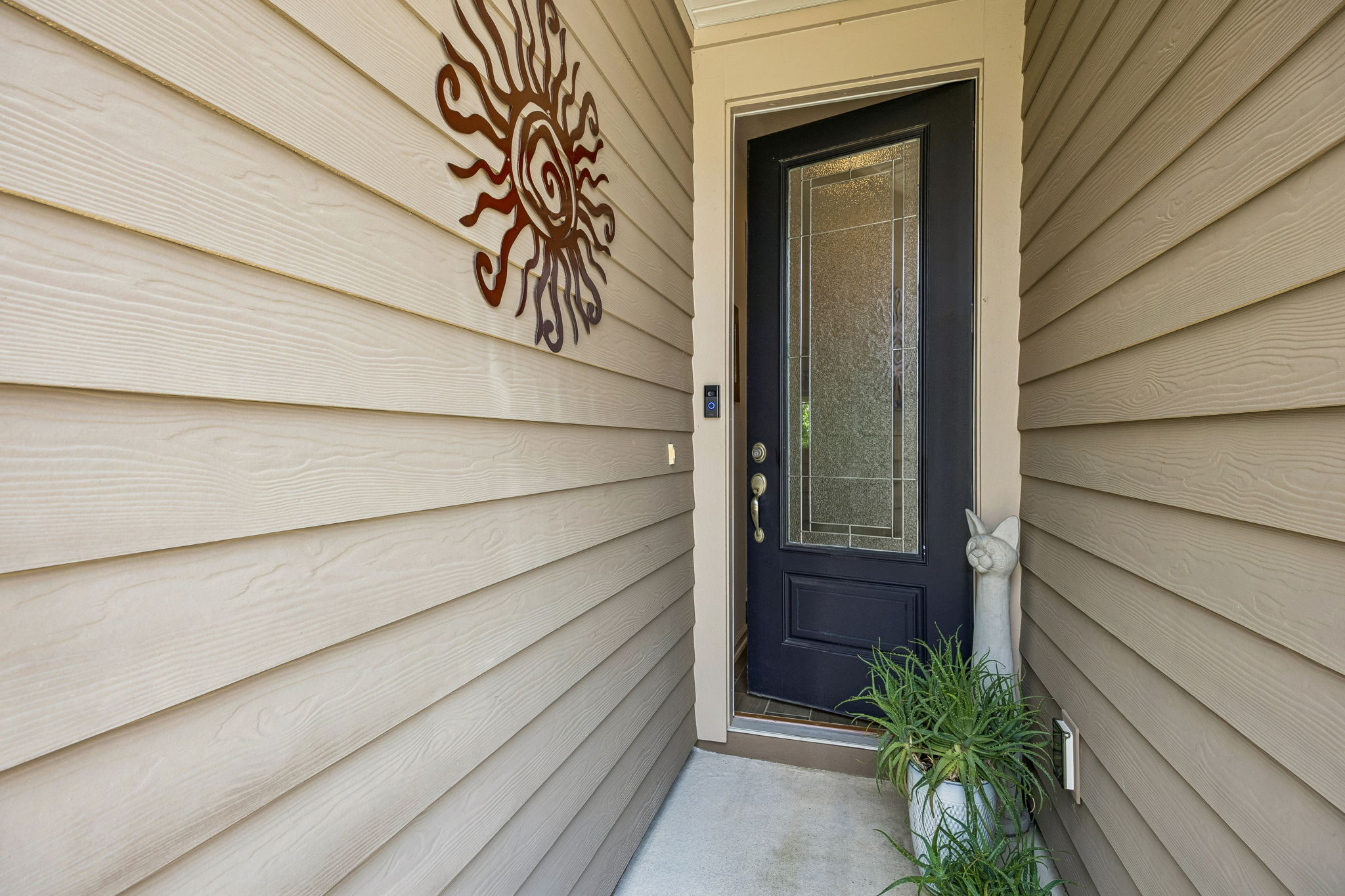 Front Entry Detail
