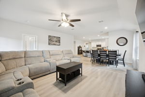 9513Doverglen_015