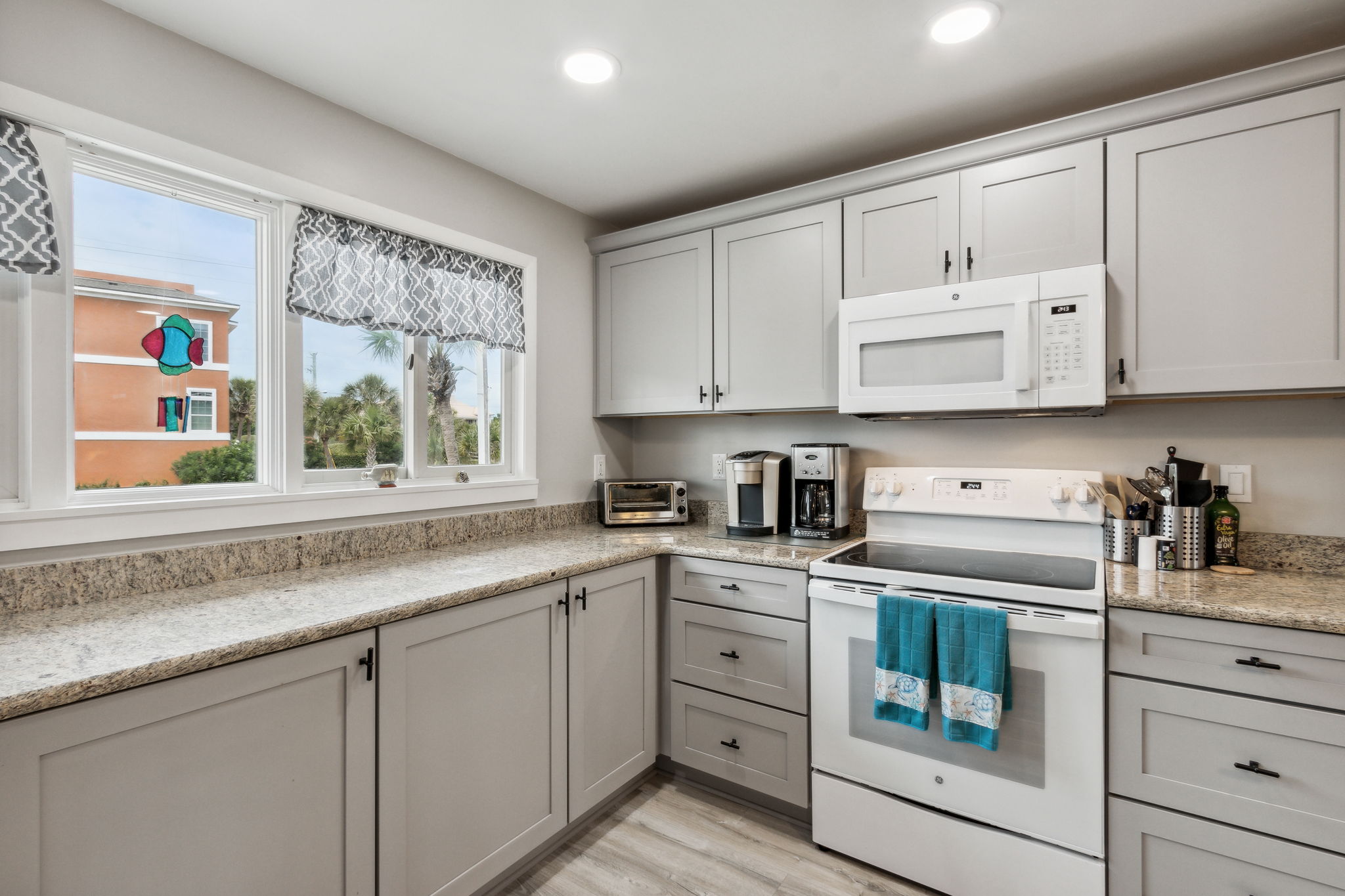 Dining Room/Kitchen