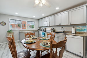 Dining Room/Kitchen