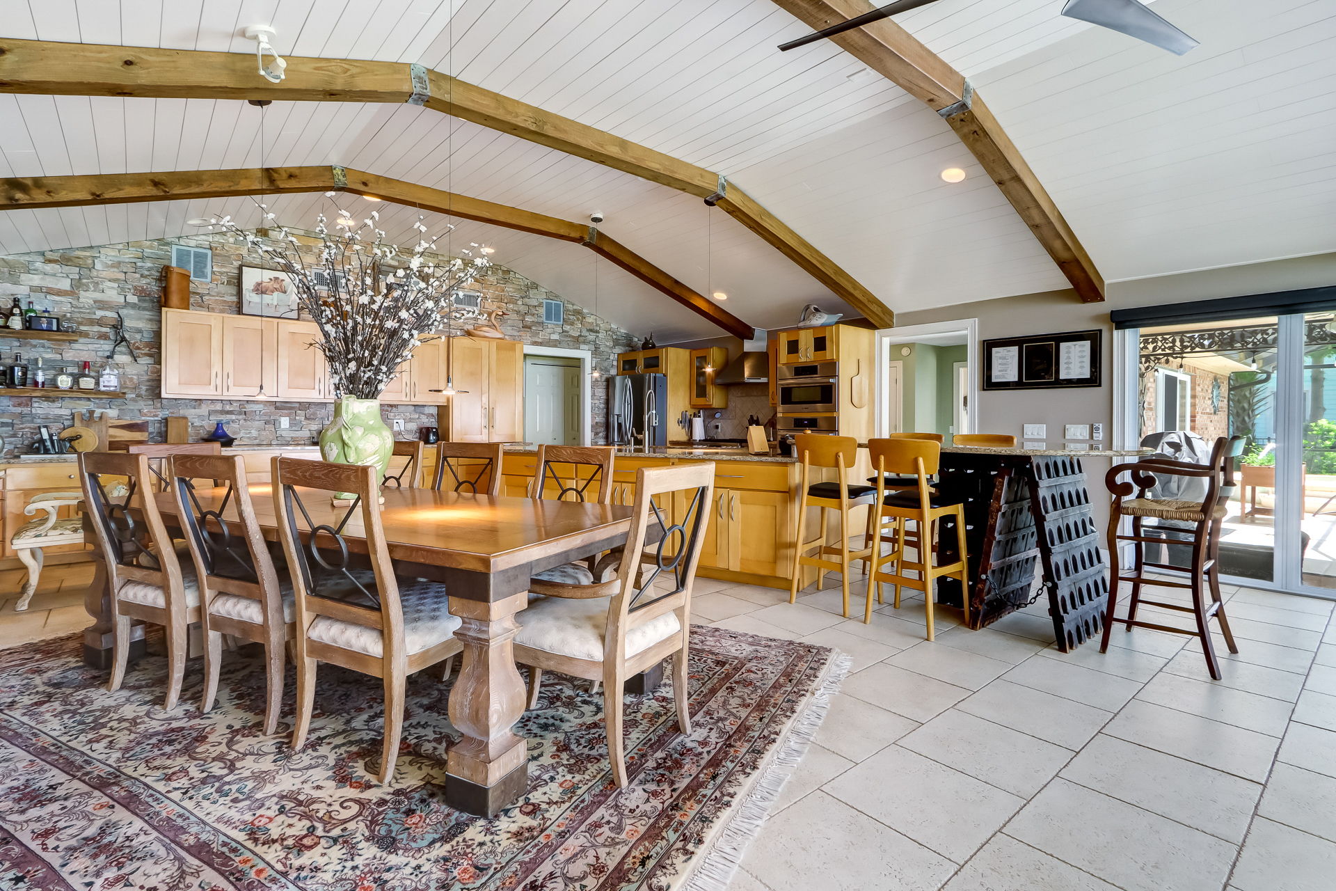 Kitchen/Breakfast Area