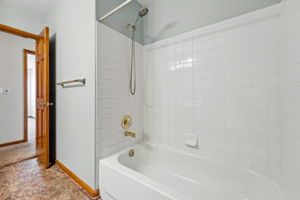  Photo 35