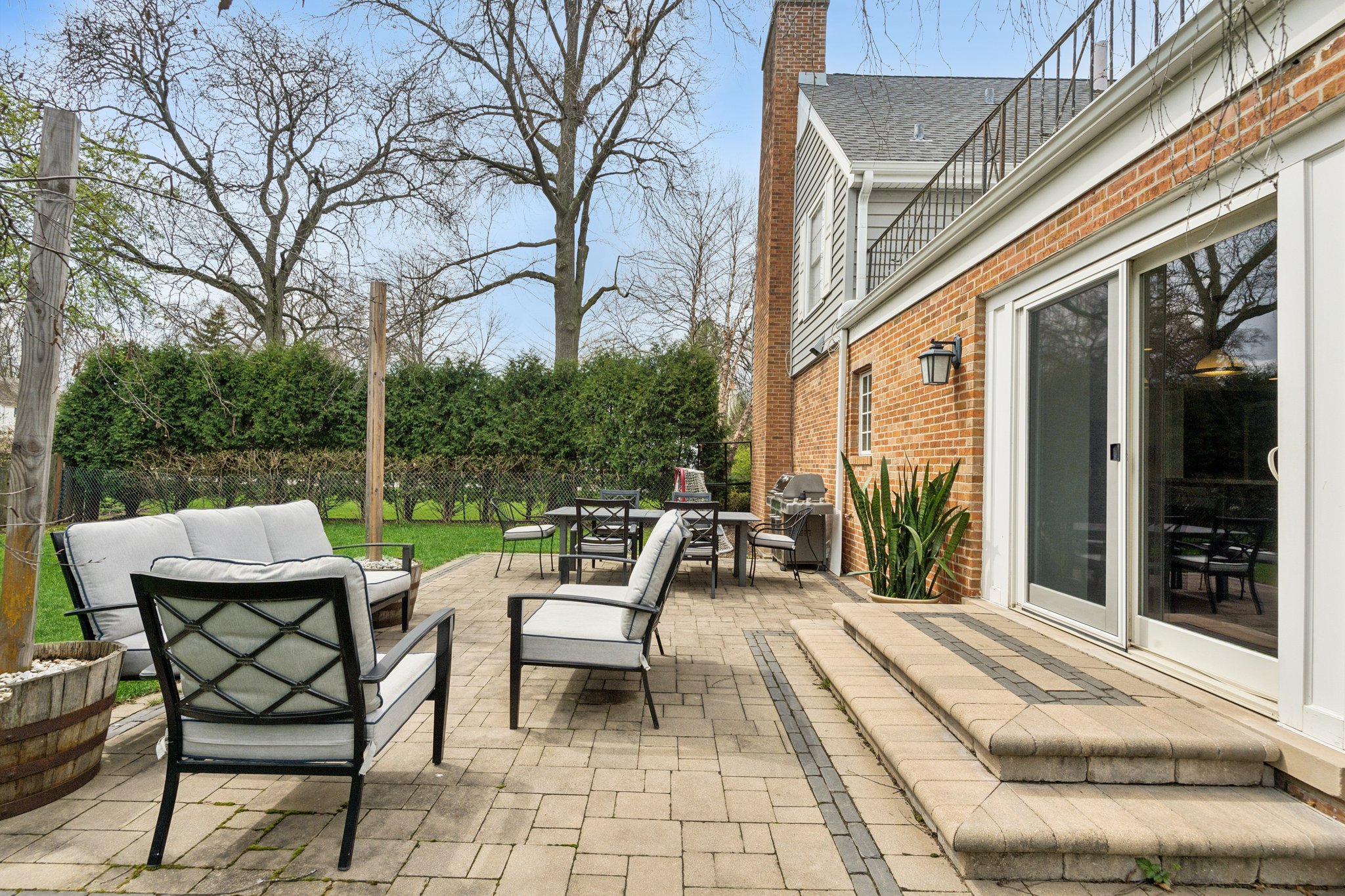 9515 Hamlin Ave_006.jpg