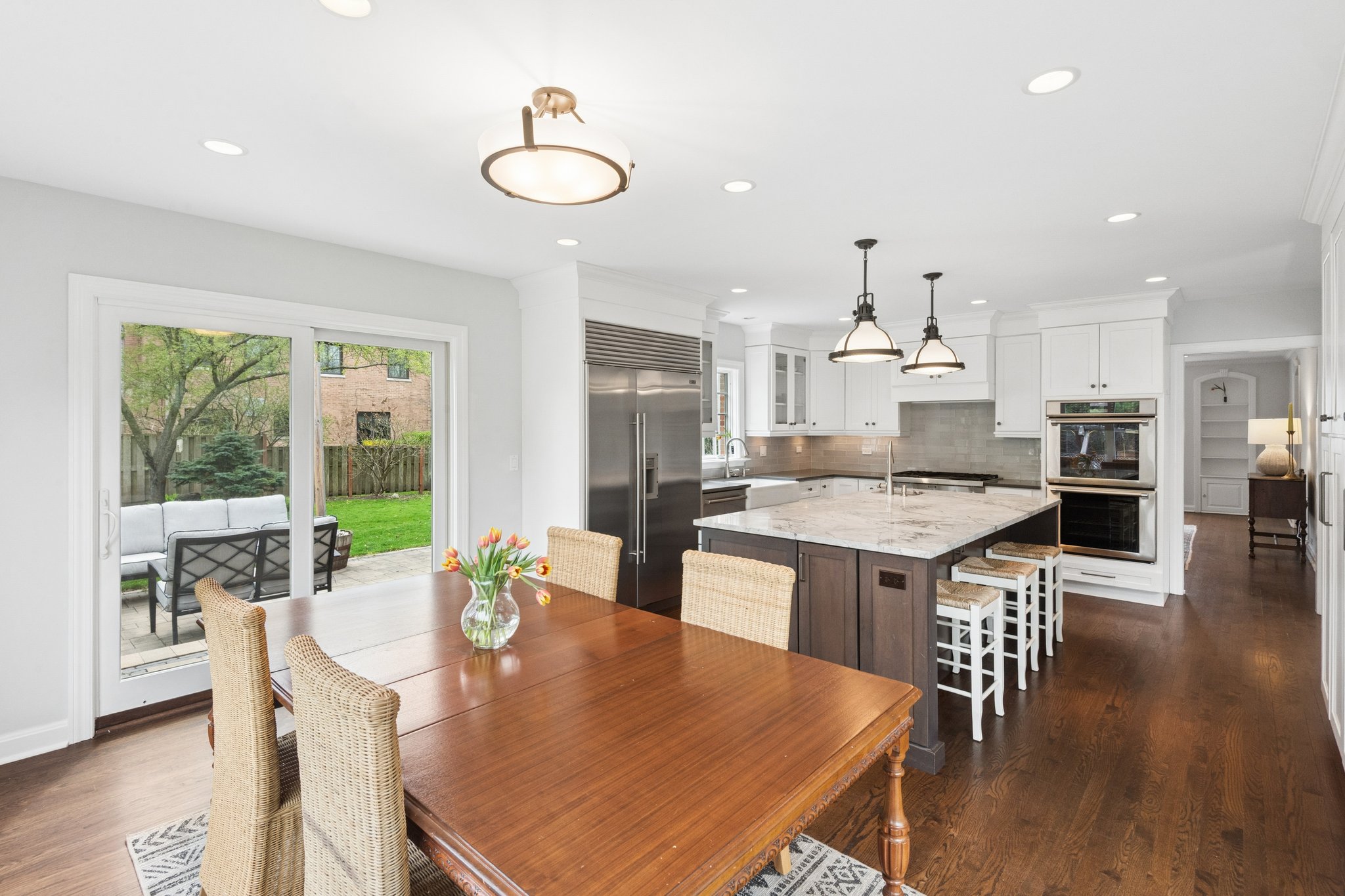 9515 Hamlin Ave_013.jpg