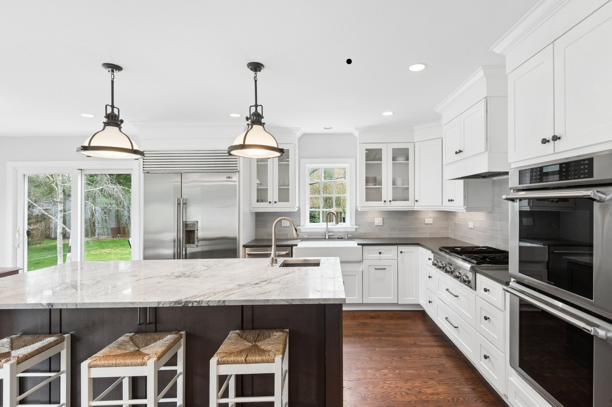 9515 Hamlin Ave_016.jpg