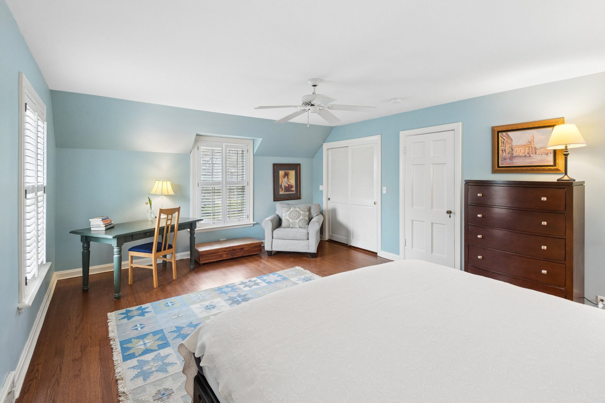 9515 Hamlin Ave_030.jpg