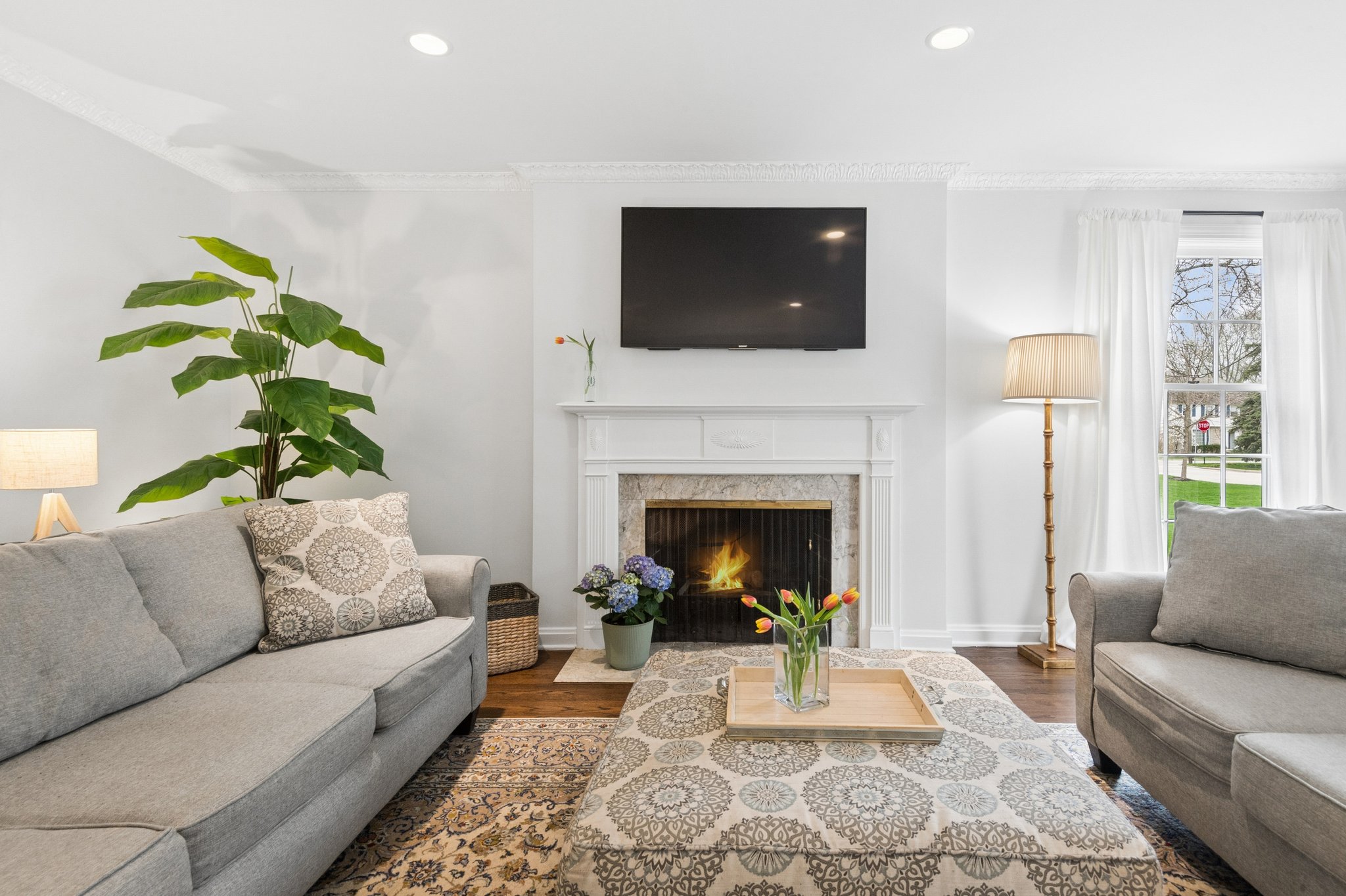 9515 Hamlin Ave_035.jpg