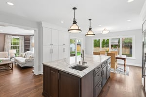 9515 Hamlin Ave_011.jpg