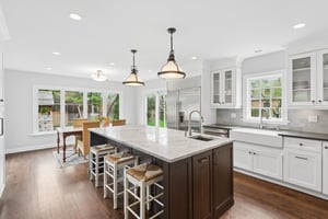 9515 Hamlin Ave_012.jpg