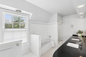 9515 Hamlin Ave_031.jpg