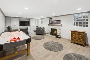 9515 Hamlin Ave_033.jpg