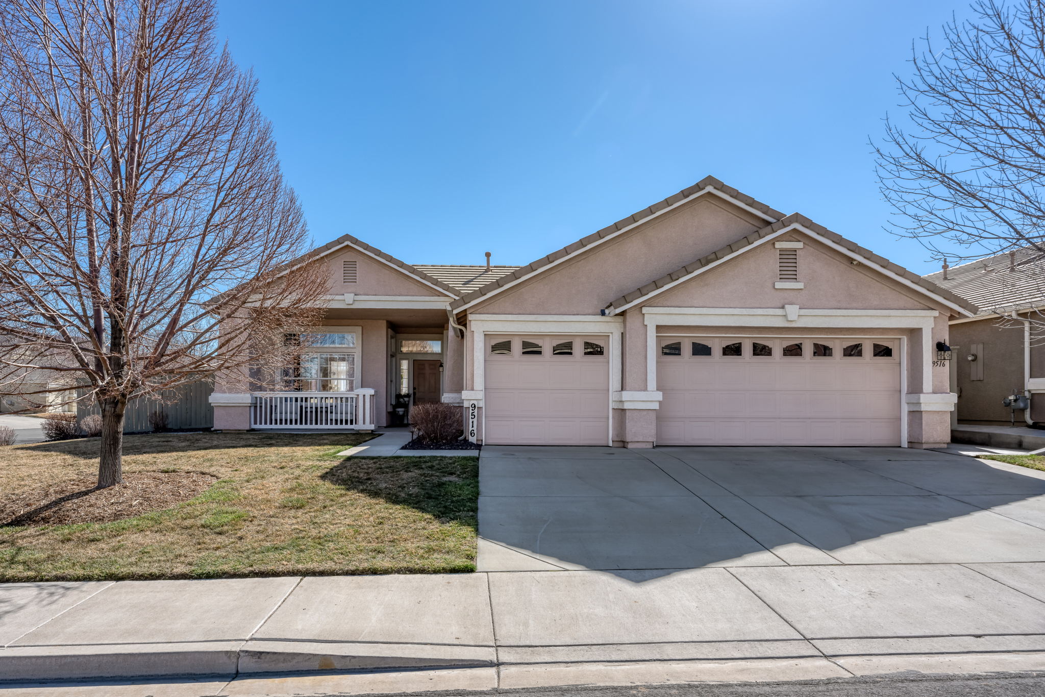 9516 Rockcrawler Rd, Reno, NV 89521, USA Photo 3
