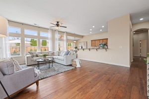 9516 Rockcrawler Rd, Reno, NV 89521, USA Photo 8