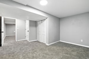  Photo 37