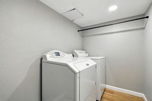  Photo 39