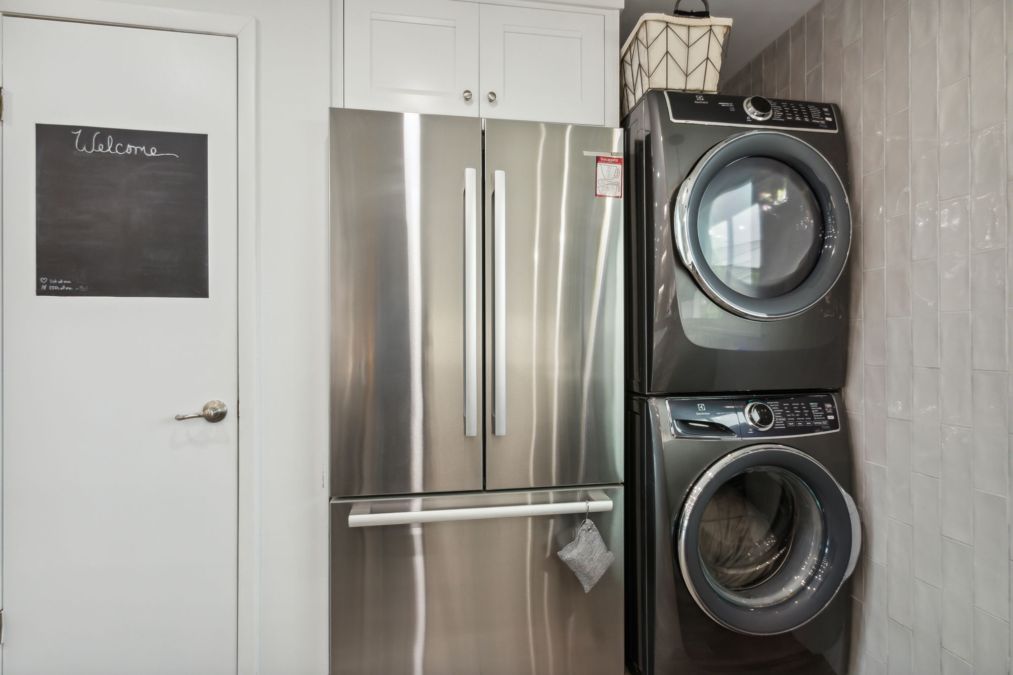 Kitchen/Laundry