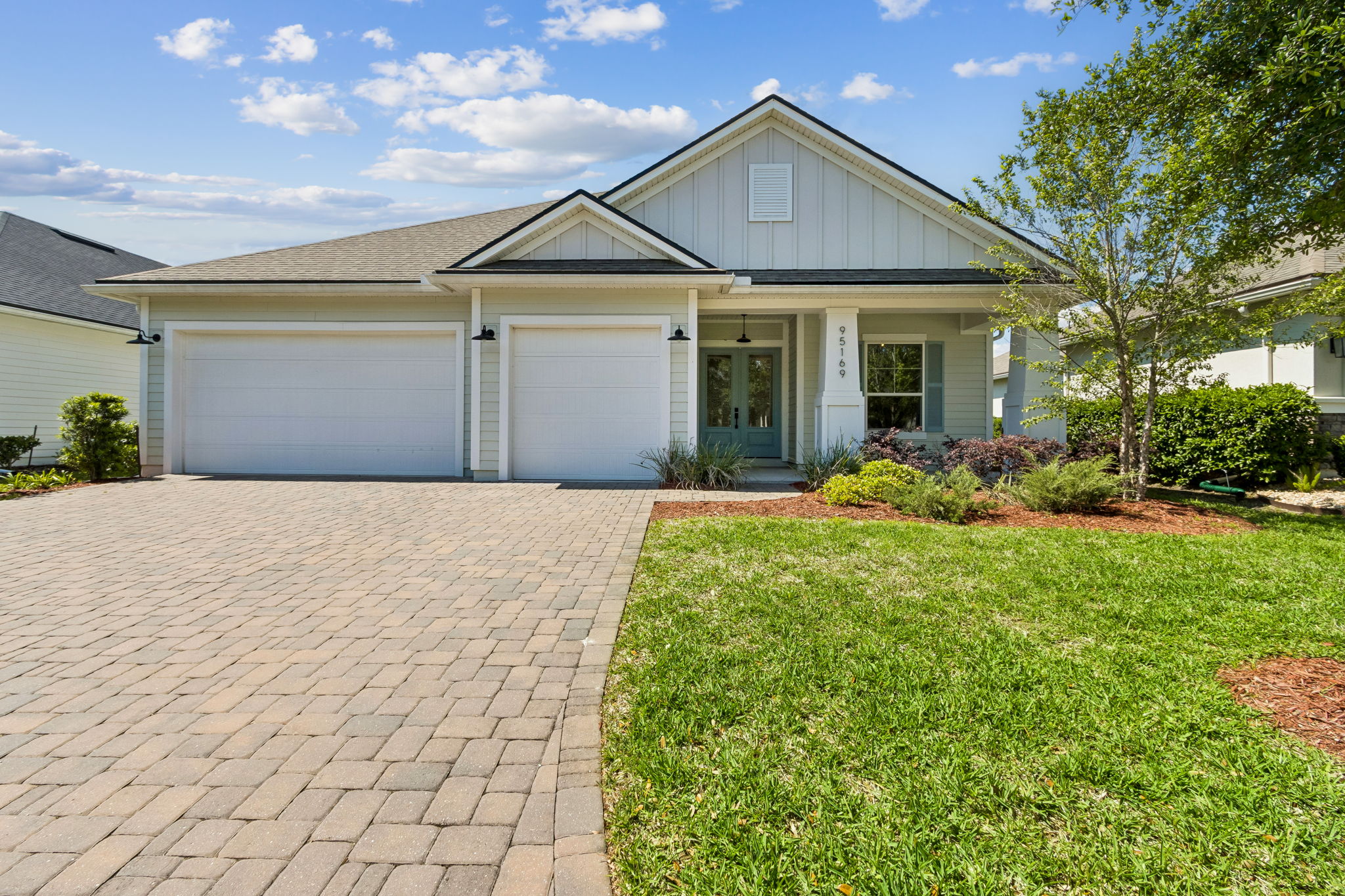 Welcome to 95169 Poplar Way