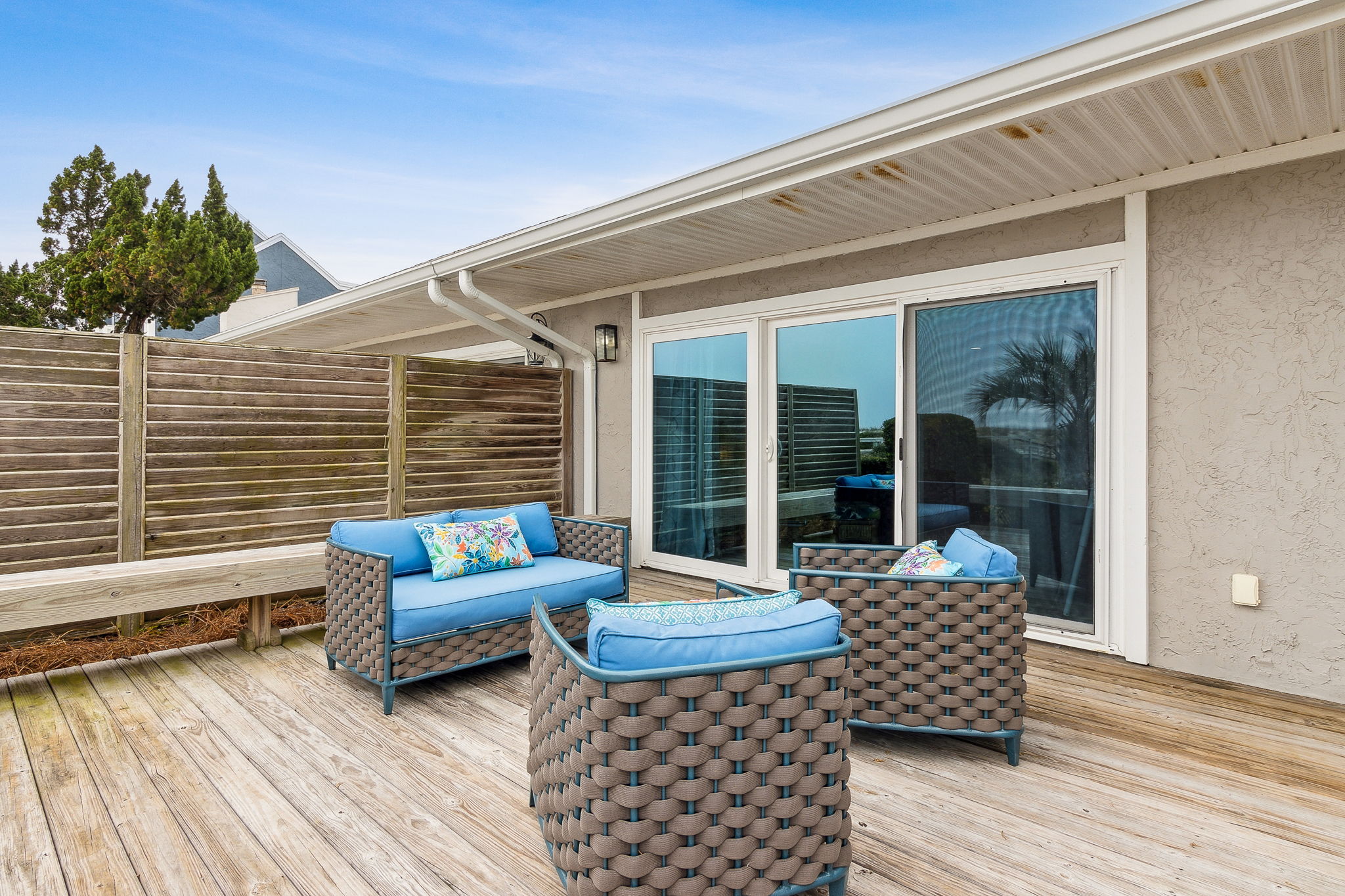 Ocean Side Deck/ entrance to great room