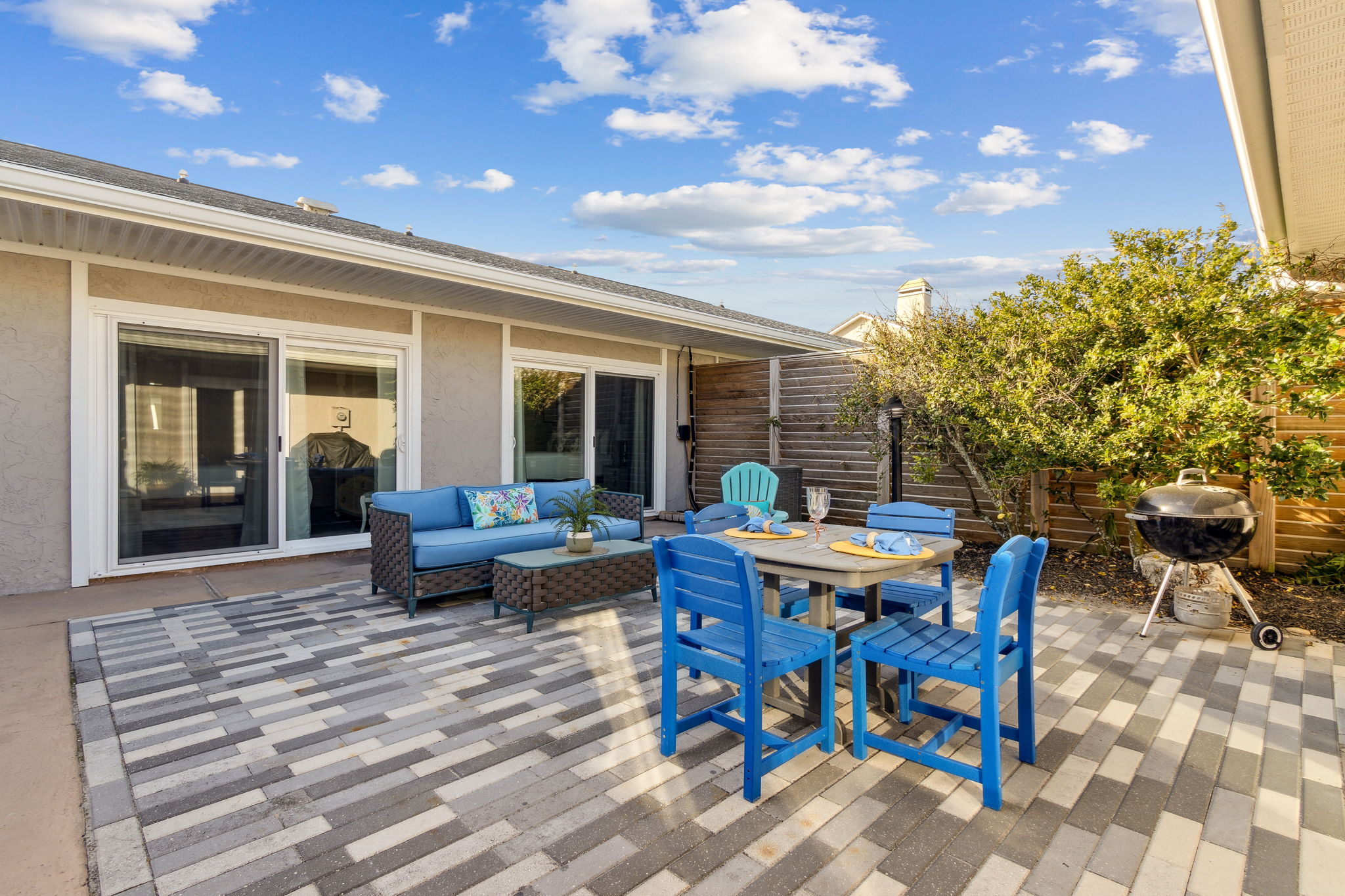 Interior courtyard and access to Suite 1 & 2