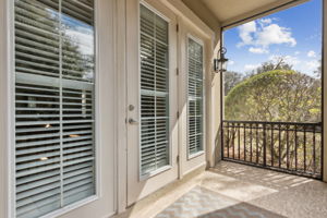 Screened-in Porch
