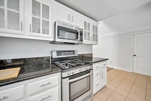 Ruffner Ave-S0105-014.jpg