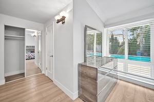 Ruffner Ave-S0105-024.jpg