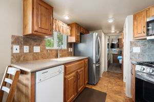 Kitchen (2)
