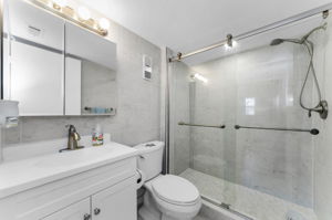 Bathroom 2a