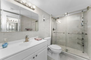 Master Bathroom 1a