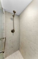 Master Bathroom 1b