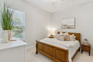 The 3rd guest bedroom: note the 10-foot ceilings, which are found in all bedrooms...